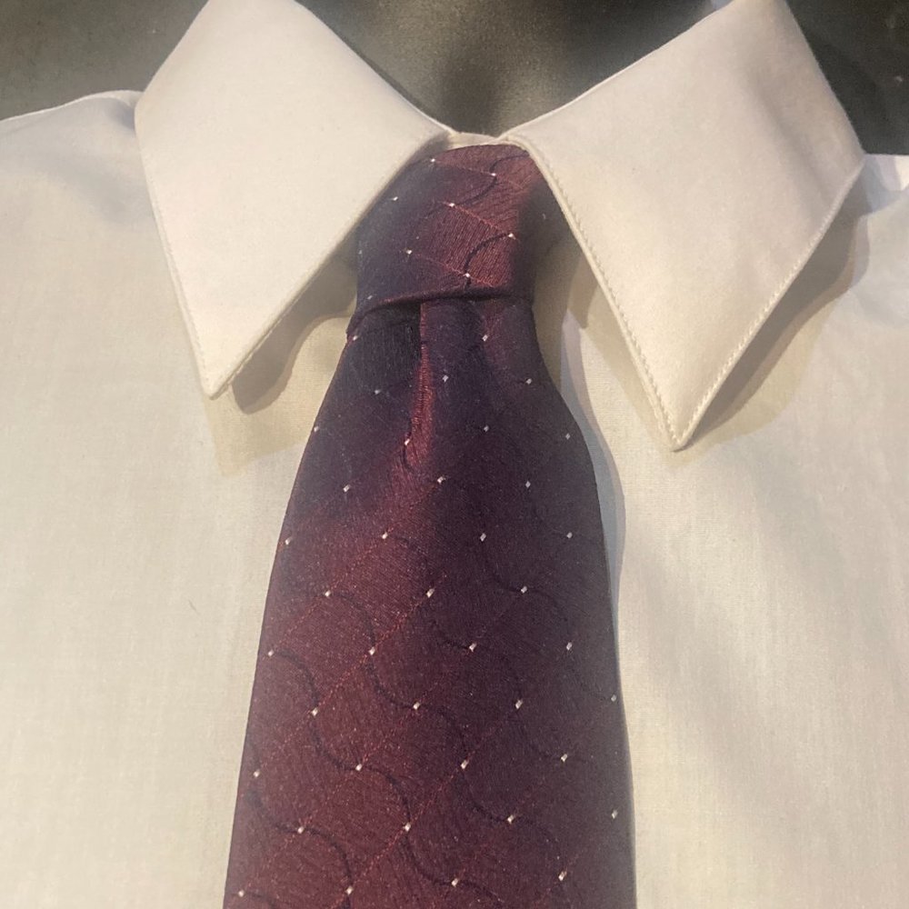 Hugo Boss Mens Silk Necktie Purple Blue Checks Tie Italy